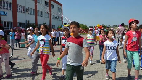 Adana'da Bahar Şenliği Coşkusu