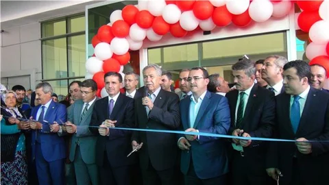 Bülent Arınç, Yüksekova'da Tehditler Konusunda Uyardı