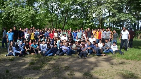 Bingöl'de Öğrenciler Piknikte Bir Araya Geldi