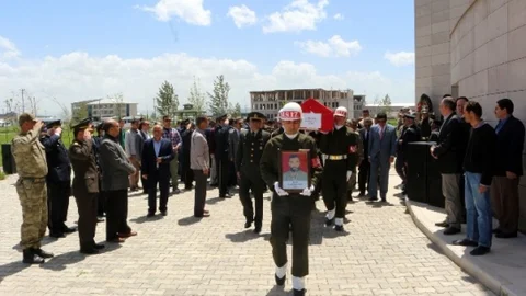 Vali Işın: "İhaneti Affetmeyiz"