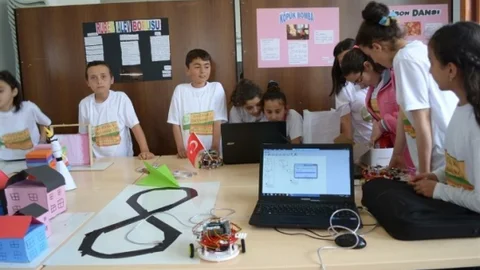 Kuzyaka'da Bilim Fuarı Yapıldı