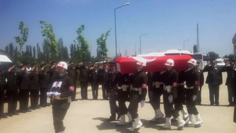 Şehit Asteğmen Özdemir'in Cenazesi Kırıkkale'ye Gönderildi