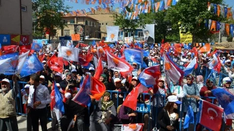 Mahir Ünal Konya'da Mitinglere Katıldı