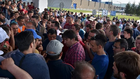 Eskişehir Ford İşçileri Nöbet Sistemine Geçti