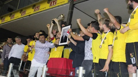 İstanbulspor 2. Lig'e Yükseldi