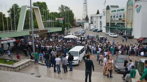 Bursa’da Kupa Finali İçin İzdiham Yaşandı