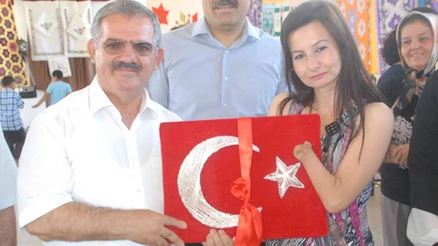 Fethiye'de Engelleri Aşan Sergi Açıldı