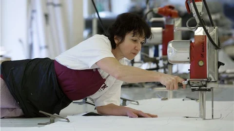 Rusya'da Kadınların Çalışma Saatleri Değişiyor