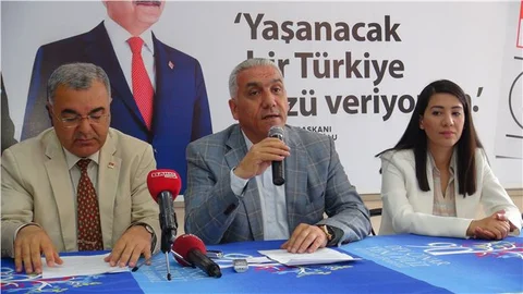 Maliye Bakanı'na Canlı Yayın Teklifi Geldi