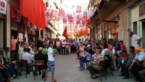 Kuşadası'nda MHP'den Tepki Var