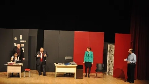 Çukurova'da "2. Baskı" Tiyatro Oyunu