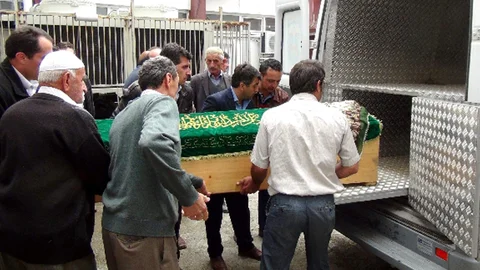 Kastamonu'da Anne ve Bebeği Aynı Mezara Defnedildi