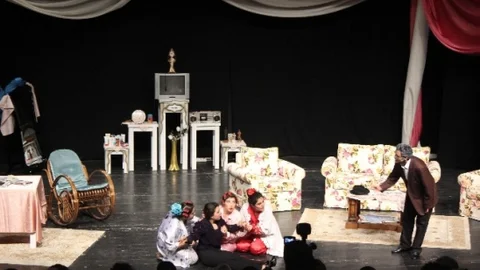 Alanya'da Tiyatro Şenliği Başladı