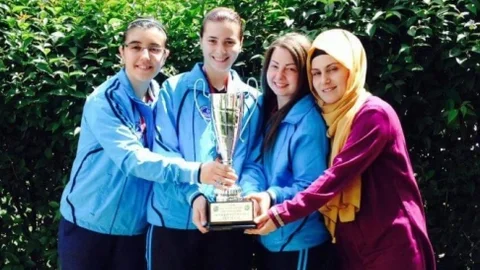 Kocaeli Bayan Masa Tenisi Takımı Türkiye Üçüncüsü Oldu