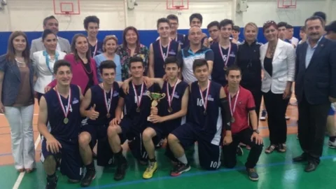 İhlas Koleji İkinci Kez Şampiyon Oldu