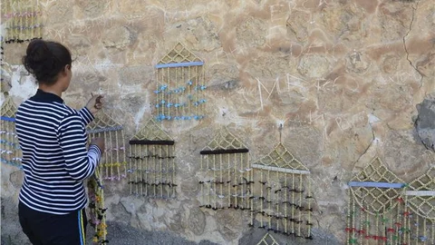 Hasankeyf'te Üzerlik Tohumuyla Süs Eşyası Yapılıyor