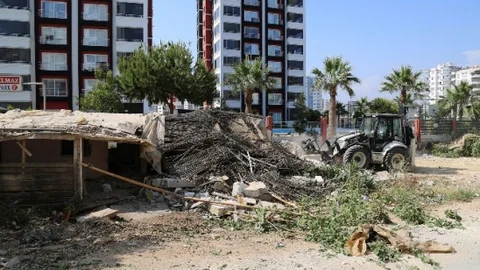 Mezitli'de Yol Çalışmaları Sürüyor