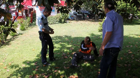 Alkollü Şahıs Ambulansa Binmek İstemedi