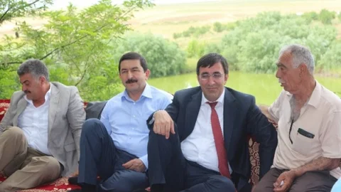 Cevdet Yılmaz Diyarbakır'da Köyleri Ziyaret Etti