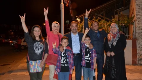 MHP Özalper'de Seçim Toplantısı Düzenledi