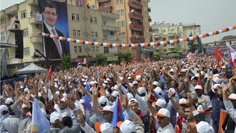 Başbakan Davutoğlu Batman'da Partililere Seslendi