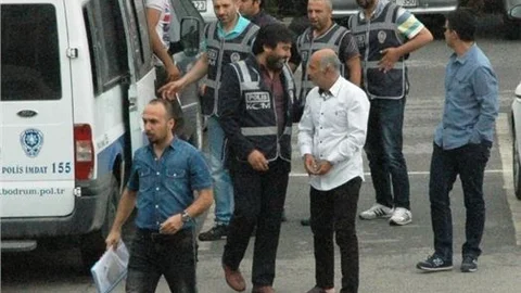 Bodrum'da Minibüsle Kaçakçılık Operasyonu