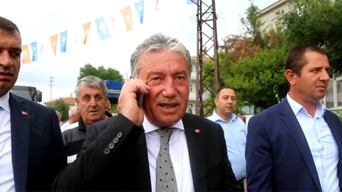 AK Parti Vekil Adayı Kaza Geçirdi