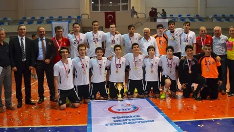 Beşiktaş Hentbol'da Şampiyon Oldu