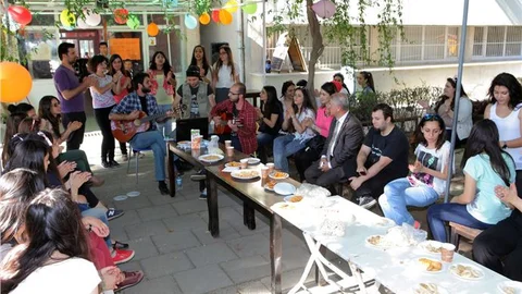 Adana'da Gıda Mühendisliği Mezunlarına Veda Partisi