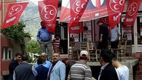 MHP Adayı Pozantı'da Seçim Bürosu Açtı