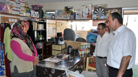 CHP Adana Adayları Mahalleleri Ziyaret Etti