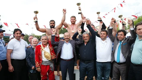 İsmail Balaban Başpehlivan Oldu!