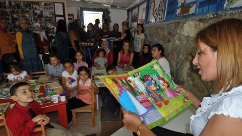 Bodrum'da İnteraktif Kütüphane Açıldı