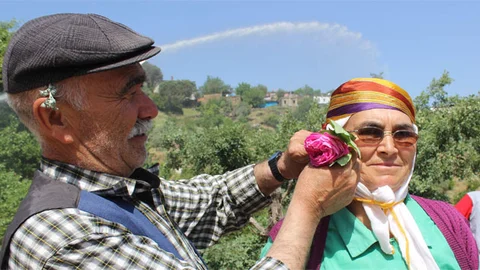 Aydın'da Çiçekli Gelenek Yaşıyor