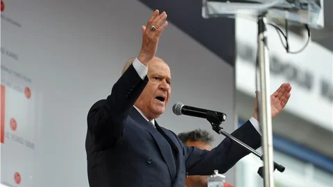 Devlet Bahçeli'den Eleştiriler