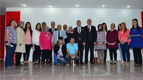 Kırşehir'de Kursiyerlere Sertifika Verildi