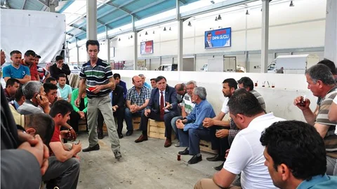 Beypazarı'nda Pazarcılar Tezgah Kapatma Eylemi Yaptı