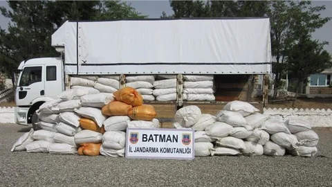 Batman'da Kaçak Çay Yakalandı