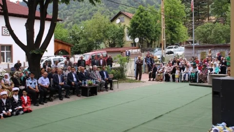 Azdavay Yılsonu Sergisi Açıldı