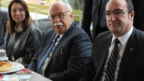 Eskişehir'de Muhtarlarla Toplantı Yapıldı