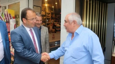 Adem Tuncer'den AK Parti Açıklaması