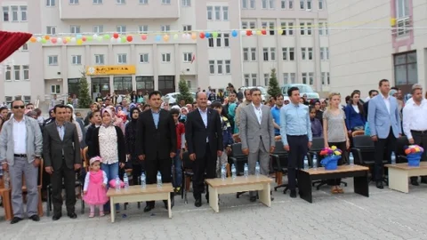 Muş'ta Yılsonu Etkinliği Coşkusu