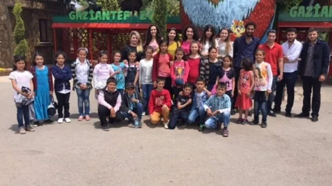 Gaziantep'te Öğrencilere Hayvanat Bahçesi Gezisi