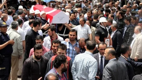 Şehit Polis Murat Boyraz Defnedildi