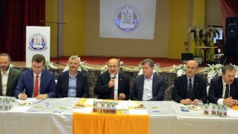 Trabzon Vakfıkebir'de Muhtarlarla Görüştü