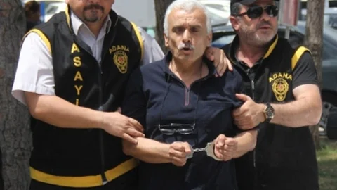 Adana'da Vekil Adayı Vuruldu