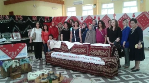 Pelitköy'de Kadınların Eserleri Sergilendi