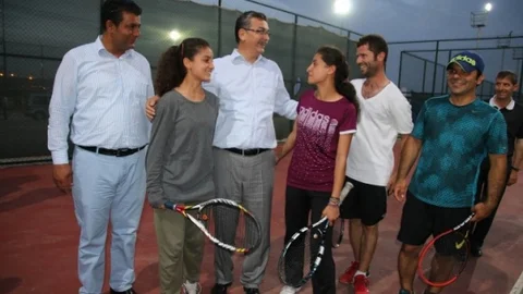 Şanlıurfa'da Tenis Maçı Heyecanı