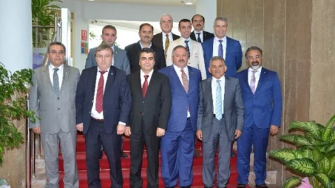 Vali Düzgün'den KOSB Yönetimine Ziyaret