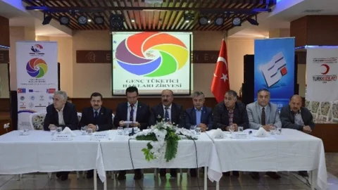 Genç Tüketiciler Zirvesi Eskişehir'de Yapıldı